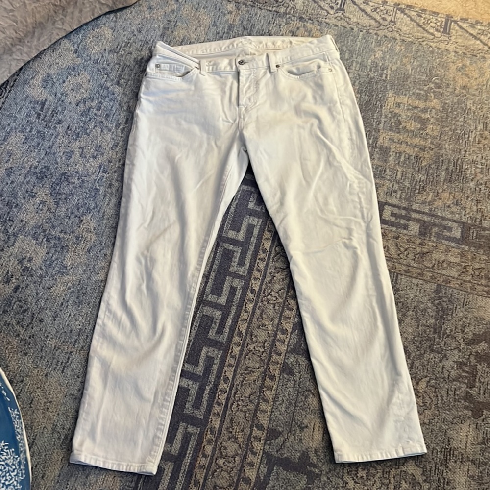 7 For All Mankind White Josefina Skinny Boyfriend size 30